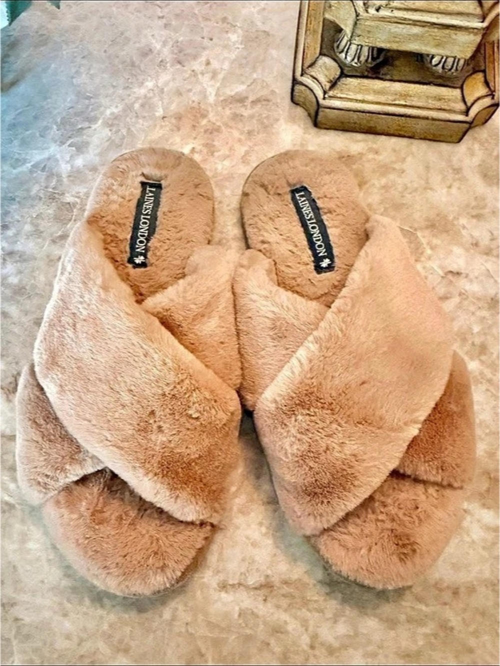 Laines London Faux Fur Cross Band Slippers Brown Large Like New